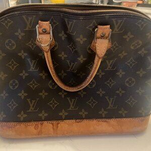 Louis Vuitton Purse